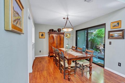 565 Rainbow Dr, Napa, CA 94558 photo 13