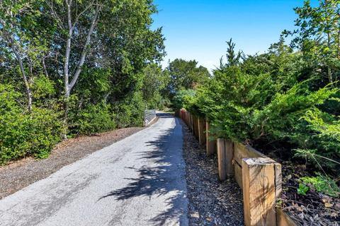565 Rainbow Dr, Napa, CA 94558 photo 57