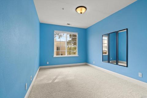 688 Mcclelland Dr, Windsor, CA 95492 photo 11
