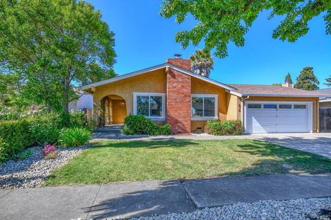 674 Matson Dr, Napa, CA 94558 photo 1