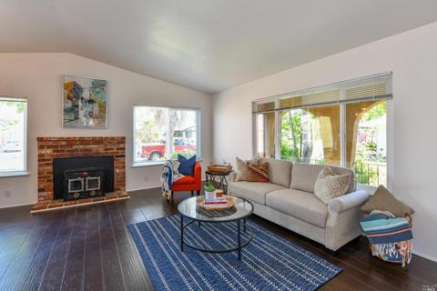 674 Matson Dr, Napa, CA 94558 photo 6