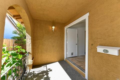 674 Matson Dr, Napa, CA 94558 photo 3