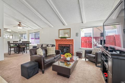 137 Pioneer Ct, Vallejo, CA 94589 photo 5