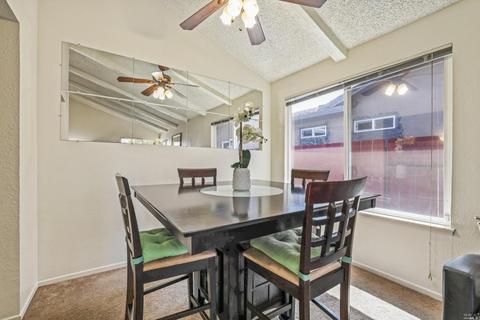 137 Pioneer Ct, Vallejo, CA 94589 photo 8
