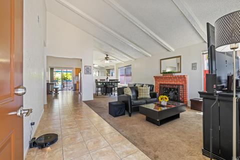 137 Pioneer Ct, Vallejo, CA 94589 photo 4