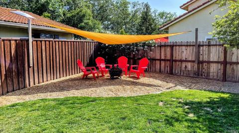1211 El Cobar Ct, Windsor, CA 95492 photo 3