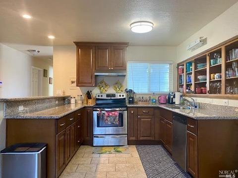 832 Stanford Dr, Vallejo, CA 94589 photo 4