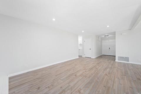 421 Bluebell Pl, Vallejo, CA 94591 photo 8