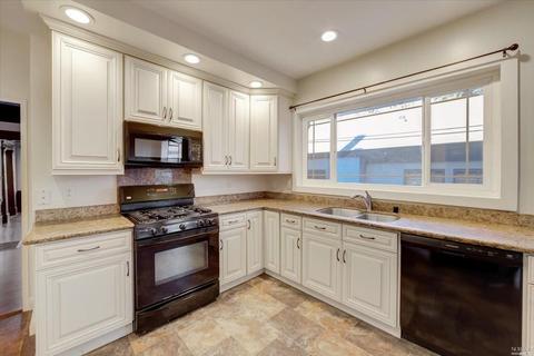 909 Ohio St, Vallejo, CA 94590 photo 23