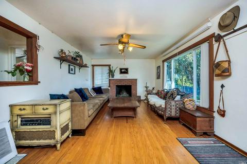 1490 W Sierra Ave, Cotati, CA 94931 photo 2