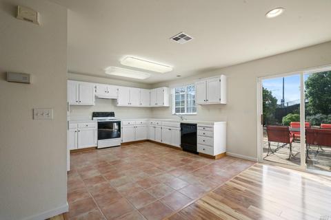 5347 Chenin Blanc Pl, Vallejo, CA 94591 photo 16