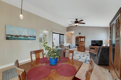 161 Helmsman Ct, Vallejo, CA 94591 photo 6