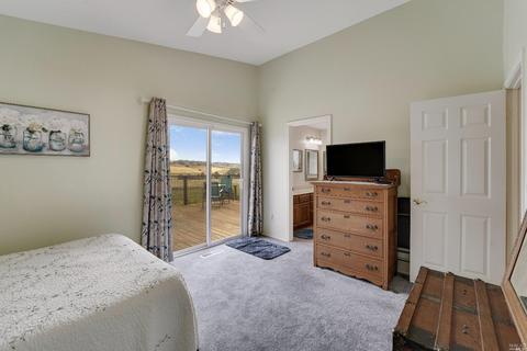161 Helmsman Ct, Vallejo, CA 94591 photo 19