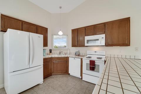 161 Helmsman Ct, Vallejo, CA 94591 photo 11
