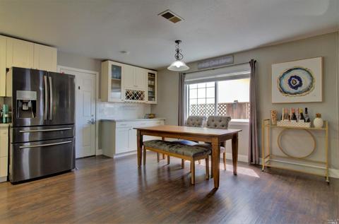 1155 Roleen Dr, Vallejo, CA 94589 photo 5