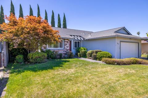 745 Marigold Dr, Fairfield, CA 94533 photo 2