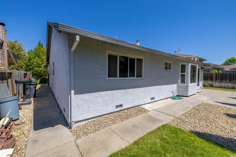 745 Marigold Dr, Fairfield, CA 94533 photo 10