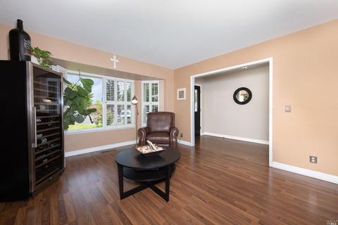 140 Alturas Ct, Vacaville, CA 95688 photo 17