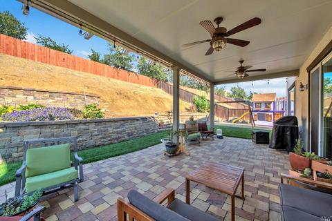 1392 Couples Cir, Fairfield, CA 94533 photo 30