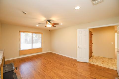 463 Blakemore Ct, Fairfield, CA 94533 photo 8