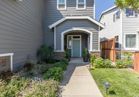 2529 Rowe Pl, Fairfield, CA 94533 photo 3