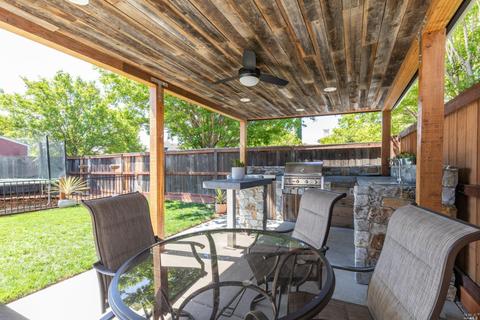 2529 Rowe Pl, Fairfield, CA 94533 photo 8