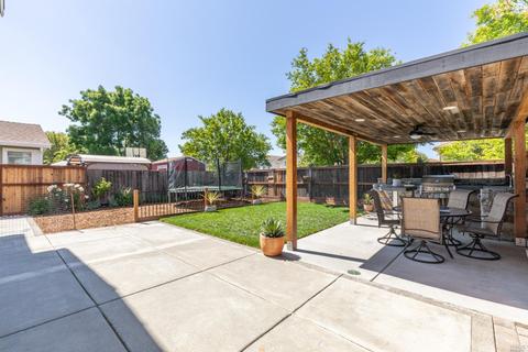 2529 Rowe Pl, Fairfield, CA 94533 photo 13