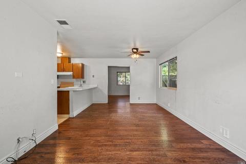 2058 Falcon Ct, Fairfield, CA 94533 photo 10