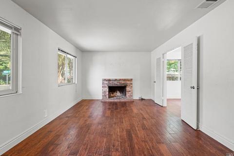 2058 Falcon Ct, Fairfield, CA 94533 photo 8