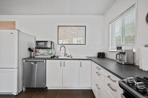 549 Jennings Ave, Vallejo, CA 94591 photo 7