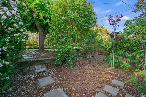549 Jennings Ave, Vallejo, CA 94591 photo 27