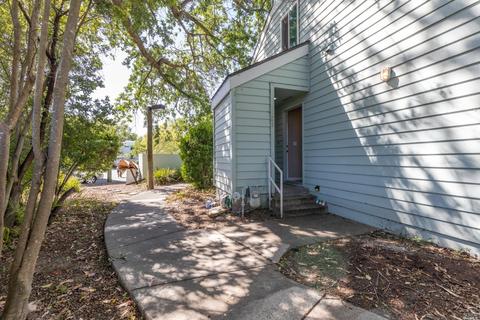 128 Courtyards Cir E, Windsor, CA 95492 photo 1