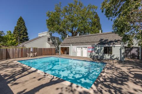 128 Courtyards Cir E, Windsor, CA 95492 photo 32
