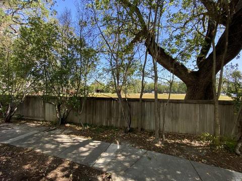 128 Courtyards Cir E, Windsor, CA 95492 photo 24