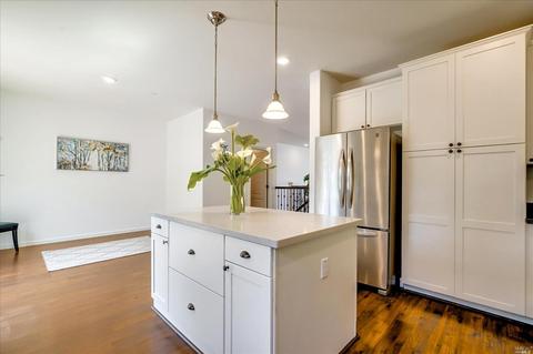 554 Jade St, Petaluma, CA 94952 photo 10