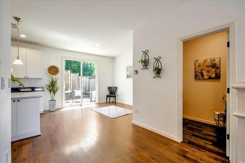554 Jade St, Petaluma, CA 94952 photo 15