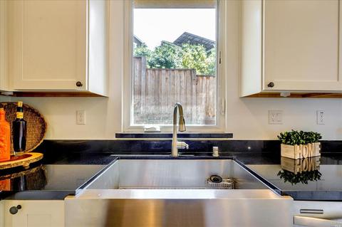554 Jade St, Petaluma, CA 94952 photo 12