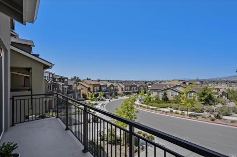554 Jade St, Petaluma, CA 94952 photo 5