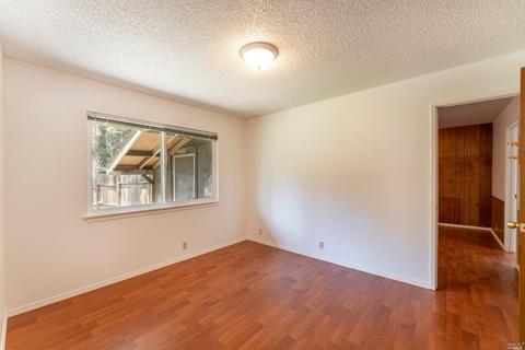 4551 Lakewood Dr, Willits, CA 95490 photo 12