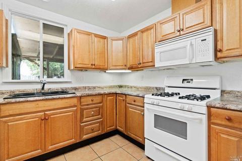 157 Howard Ave, Vallejo, CA 94589 photo 7