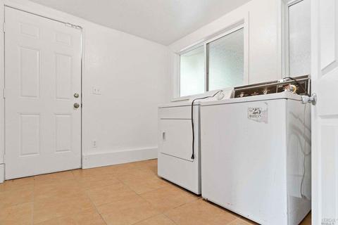 157 Howard Ave, Vallejo, CA 94589 photo 11