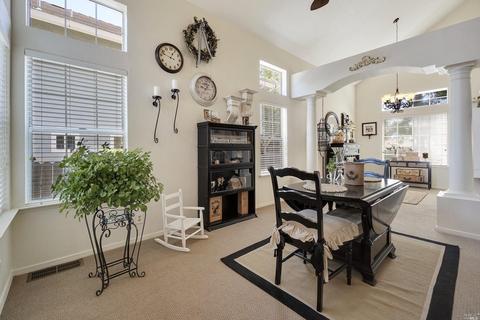 442 Rolling Oak Dr, Vacaville, CA 95688 photo 7