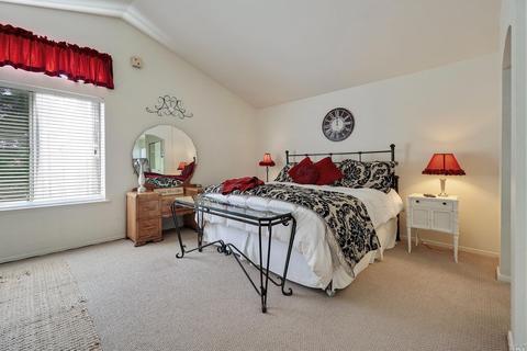 442 Rolling Oak Dr, Vacaville, CA 95688 photo 27