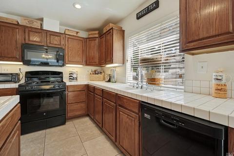 442 Rolling Oak Dr, Vacaville, CA 95688 photo 22