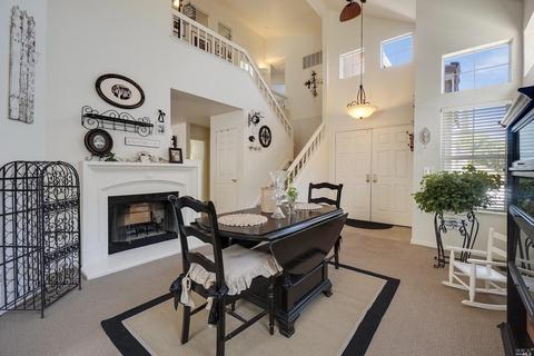 442 Rolling Oak Dr, Vacaville, CA 95688 photo 8