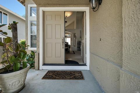 442 Rolling Oak Dr, Vacaville, CA 95688 photo 5