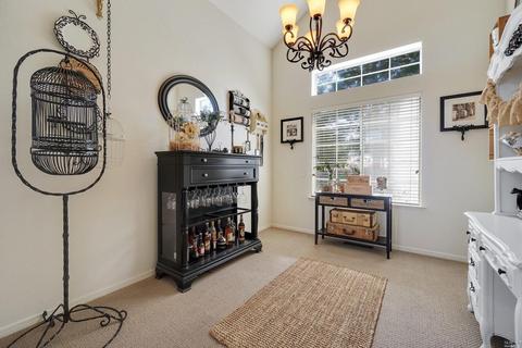 442 Rolling Oak Dr, Vacaville, CA 95688 photo 10