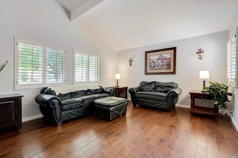 340 Alderglen Dr, Dixon, CA 95620 photo 5