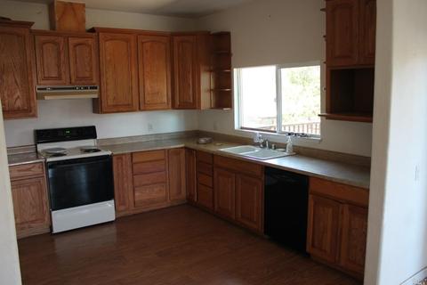 482 Mill St, Willits, CA 95490 photo 4