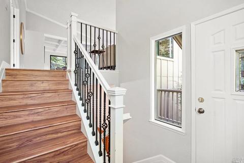 2 Eagle Gap Rd, Novato, CA 94949 photo 5